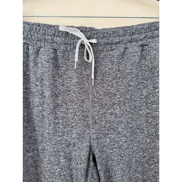 Vuori Performance Joggers - Picture 5 of 6